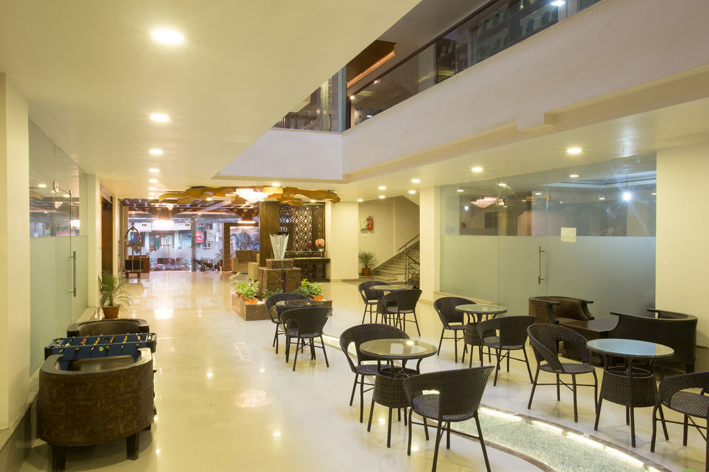 Yatri Suites And Spa Catmandu Exterior foto
